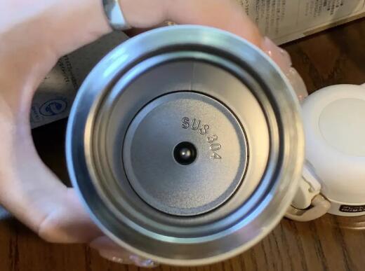 304真空不銹鋼保溫杯怎么樣如何選購?