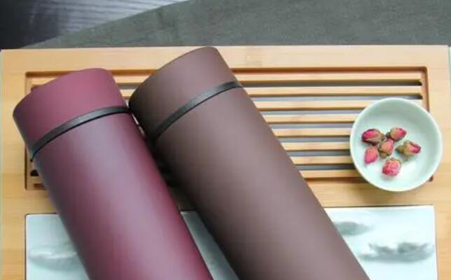 保溫杯定制廠家：互聯(lián)網電商成功的背后支柱