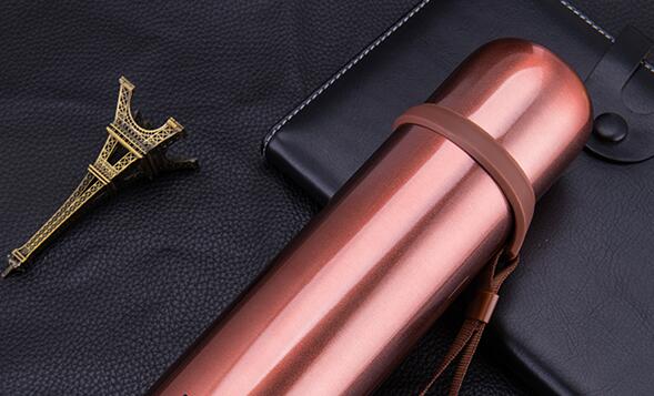 子彈頭保溫杯革新設(shè)計(jì)引領(lǐng)市場(chǎng)新潮流